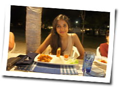 Zenab's profile picture