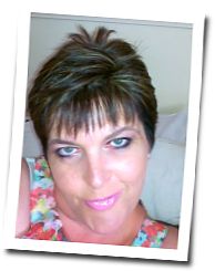 Lynne's profile picture