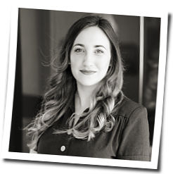 Laura's profile picture