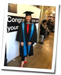 Selena's profile picture