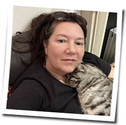 Claire's profile picture