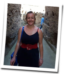 Holly's profile picture