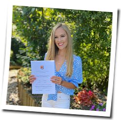 Alicia's profile picture